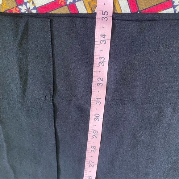 Black Solid Cropped Parallel Trouser for Women, Size-L - Picture 7 of 11